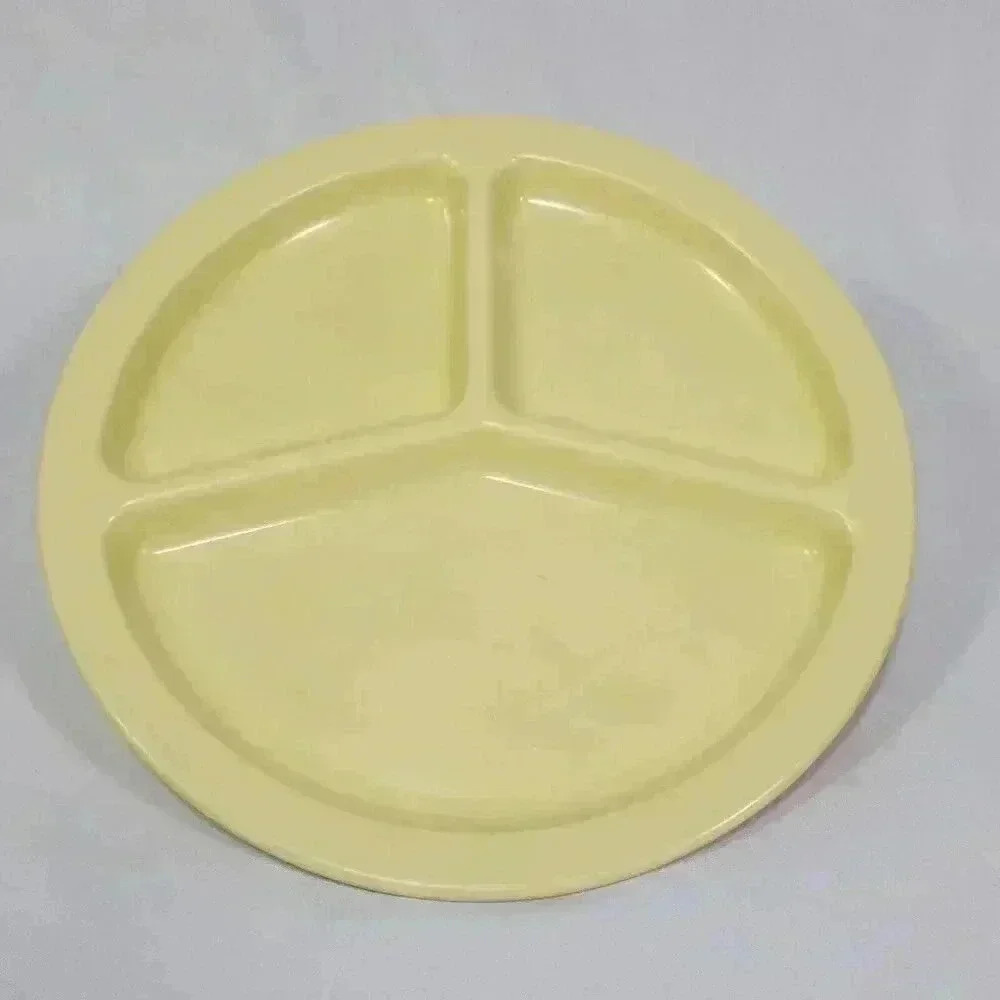 Texas Ware 2 Divided Plates Melamine Plastic Yellow Picnic Camp Kid‎ Vintage - Picture 6 of 11